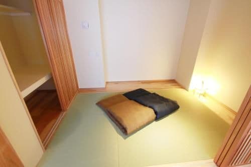 Family Room with Private Bathroom(BAKU) - Non-Smoking