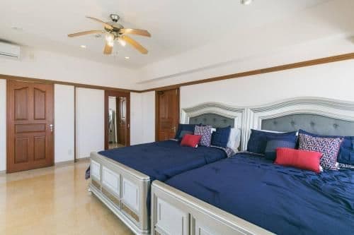 Deluxe Family Suite