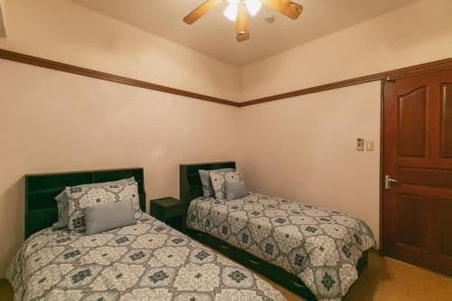 Deluxe Family Suite