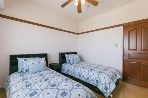 Deluxe Family Suite