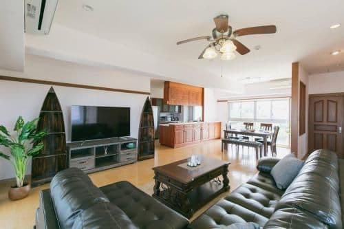 Deluxe Family Suite