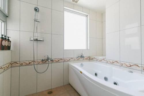 Deluxe Family Suite