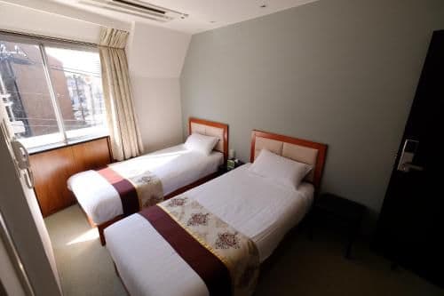Twin Room - Non-Smoking