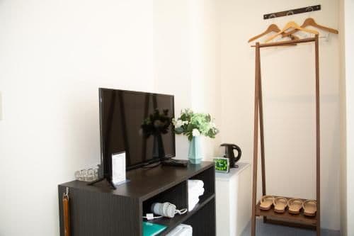 Twin Room - Non-Smoking