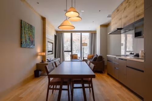 3 Bedroom Deluxe Apartment
