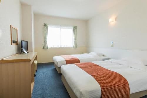 Twin Room - Non-Smoking