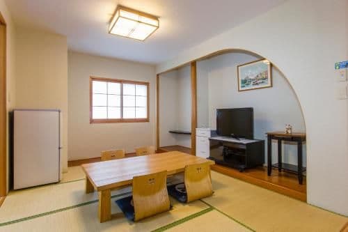 Family Room with Tatami Area - Non-Smoking