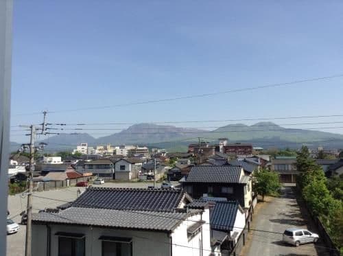 Twin Room with Mountain View - Non-Smoking