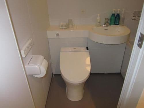 Twin Room with Bathroom