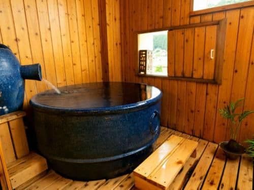 Special room with attached outdoor bath