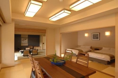 Japanese-Style Deluxe Suite with Open Air Bath