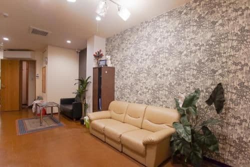 Apartment With Shared Bathroom