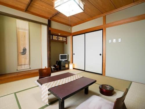 Japanese-Style Quadruple Room