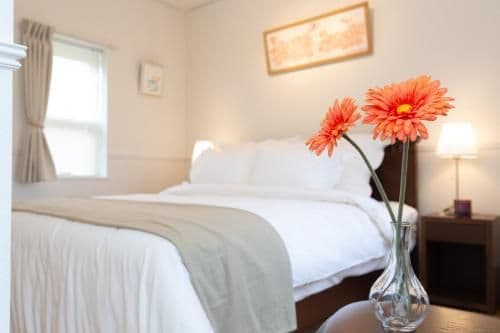 Queen Suite with Spa Bath