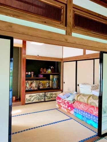 Family Room with Garden View