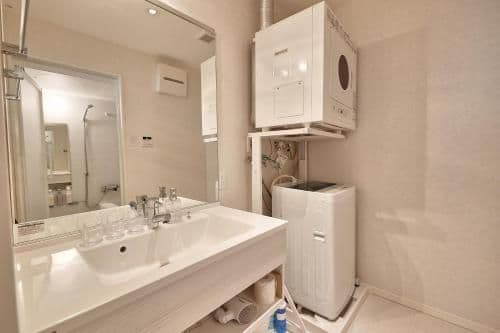 Junior Suite with Balcony -Non-Smoking