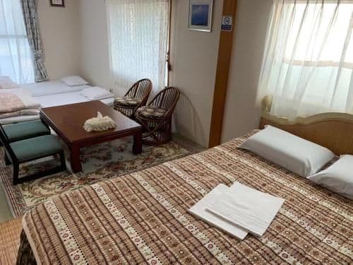 Japanese-Style Room