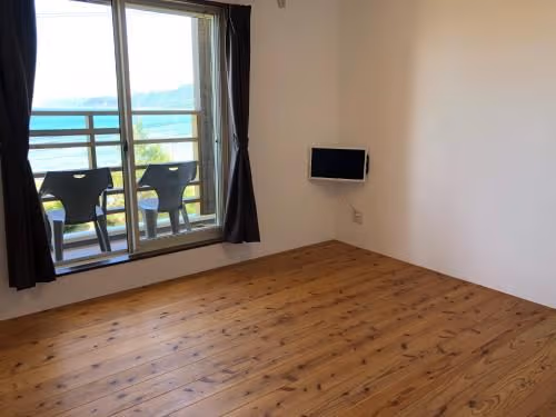 Standard Twin Room with Sea View