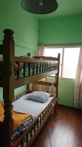 Bunk Bed Room with Shared Bathroom