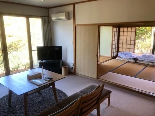 Quadruple Room with Private Bathroom