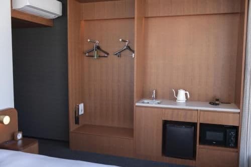 Premium Twin Room with City View