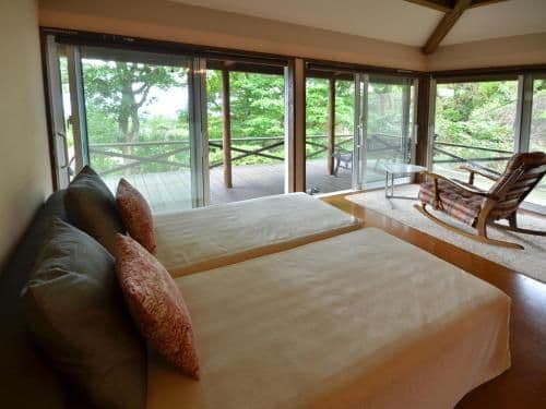 Cottage with Open-Air Bath