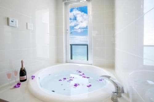 Suite with Sea View