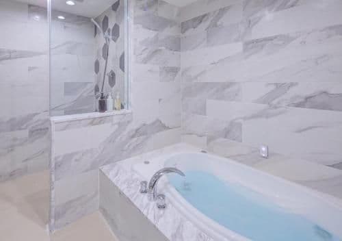 Infinity Suite with Sea View - Top Floor