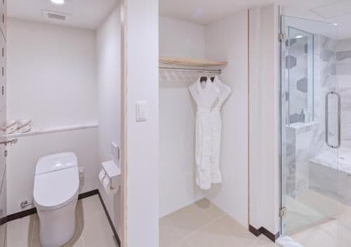 Infinity Suite with Sea View - Top Floor