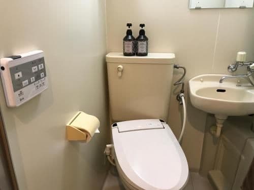 Japanese-Style Room