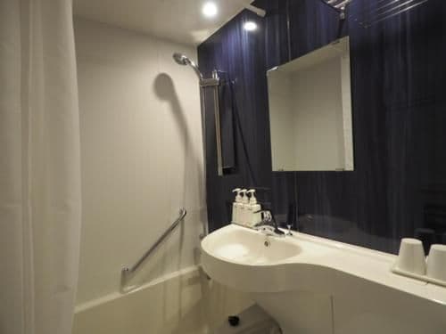 Single Room - Non-Smoking