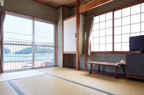 Japanese-Style Twin Room
