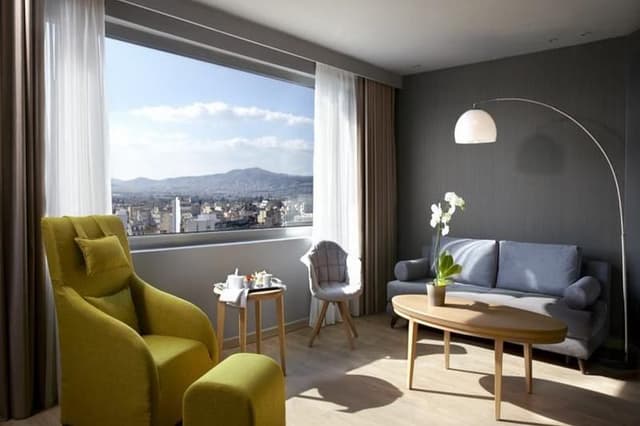 SUITE EXECUTIVE CITY VIEW