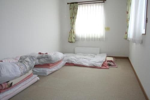 Single Futon in Female Dormitory Room