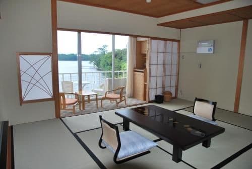 Japanese-Style Room