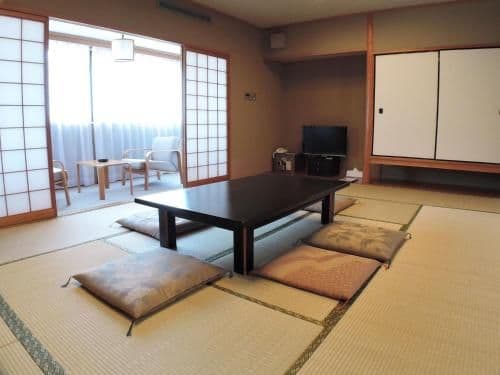 Japanese-Style Room
