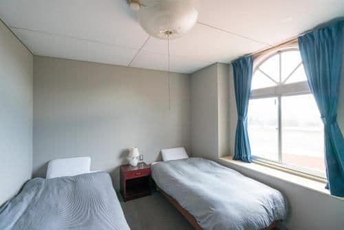 Economy Twin Room