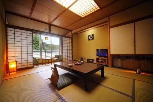 Japanese-Style Triple Room with Shared Bathroom