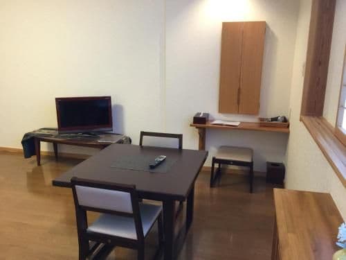 Twin Room with Shared Bathroom