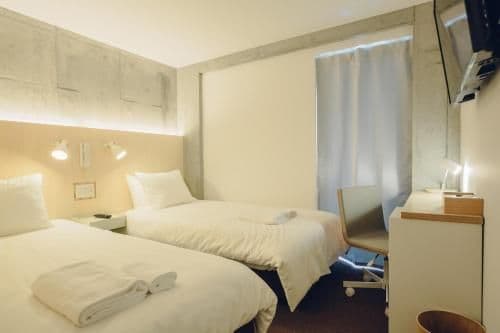 Standard Twin Room