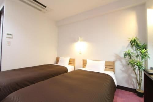 Twin Room - Non-Smoking