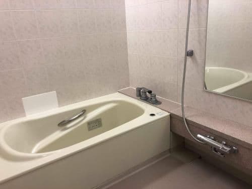 Standard Twin Room - Non-Smoking