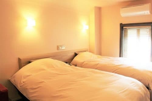 Standard Twin Room - Non-Smoking
