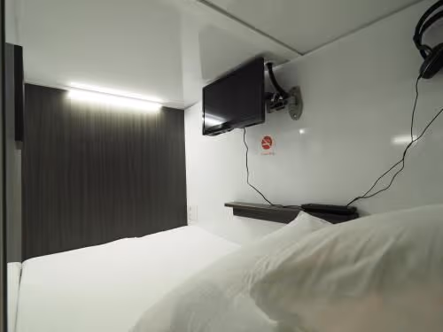 Economy Capsule Room for Male