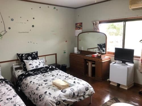 Economy Twin Room