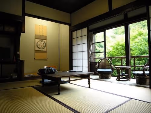 Japanese-Style Twin Room with Shared Bathroom