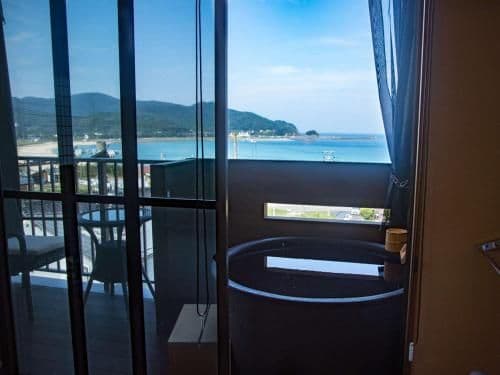 Standard Twin Room with Open-Air Bath - Smoking