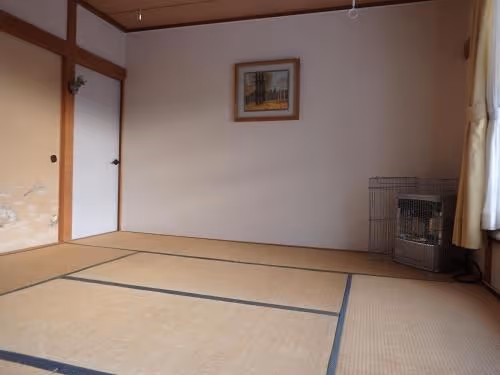 Japanese-Style Family Room with Shared Bathroom