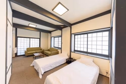 Japanese-Style Western Room with Shared Bathroom - Non-Smoking(Adult Female Only)