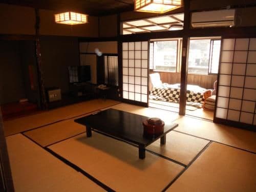 Superior Japanese-Style Room with shared bathroom